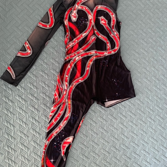 Red Snake Costume Taylor Swift Rep - Picture 2 of 2